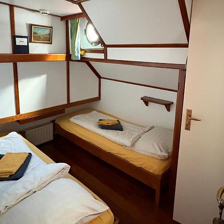 Hotelboot Zwaan Amsterdam Bagian luar foto