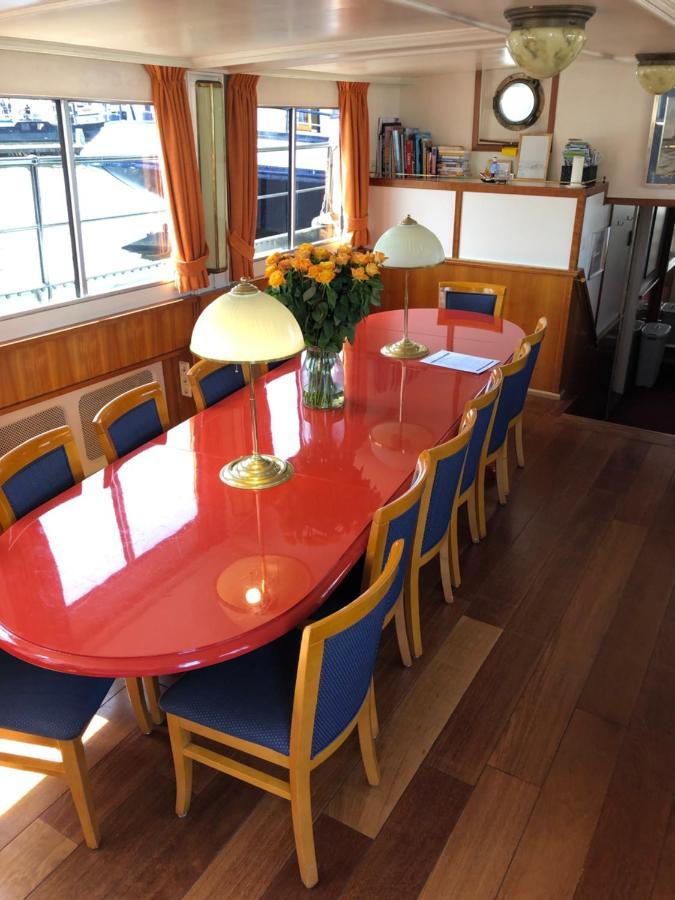 Hotelboot Zwaan Amsterdam Bagian luar foto