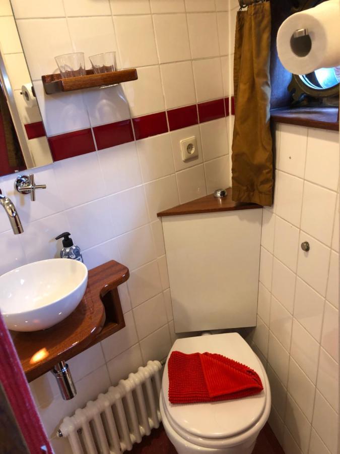 Hotelboot Zwaan Amsterdam Bagian luar foto