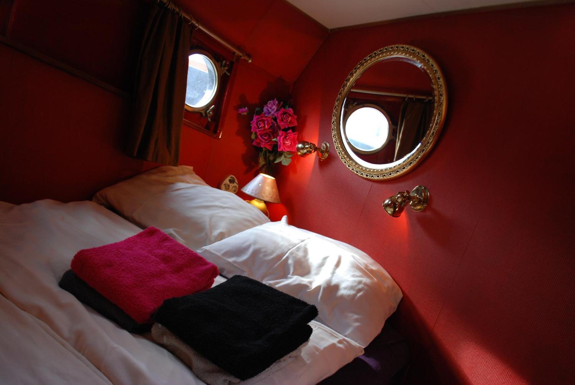 Hotelboot Zwaan Amsterdam Bagian luar foto