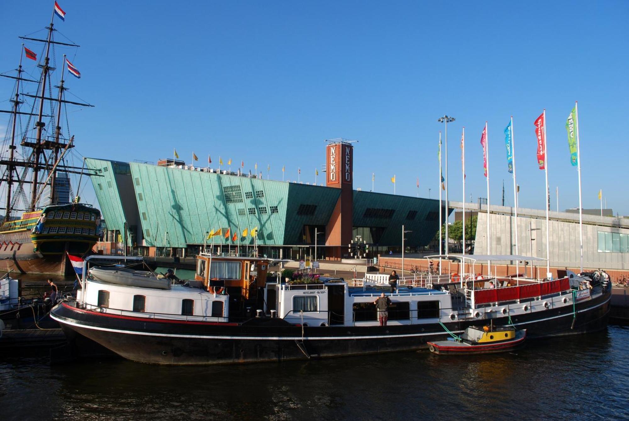 Hotelboot Zwaan Amsterdam Bagian luar foto