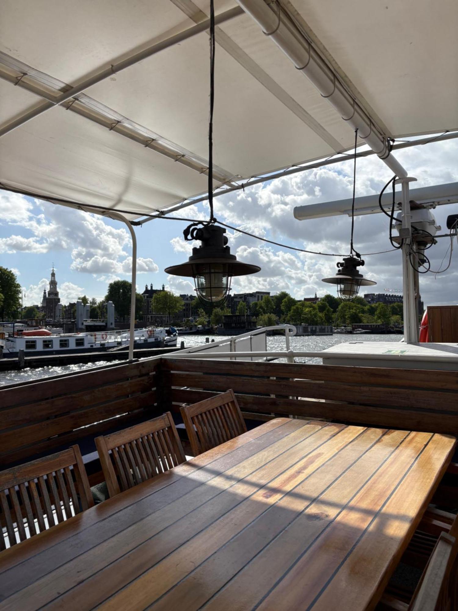 Hotelboot Zwaan Amsterdam Bagian luar foto